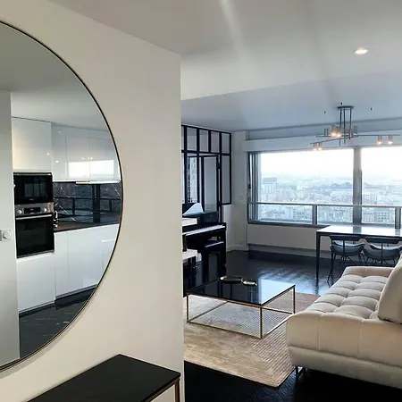 Rare 75m2 Parisian Apartment, Breathtaking Views! * Paris
